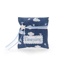 Μαξιλαράκι μπομπονιέρα βάπτισης με συννεφάκια