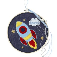 Διακοσμητικό τελάρο με κεντημένο διαστημόπλοιο